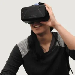 Meretas Dunia Virtual Realitas Virtual dengan Lebih Dalam